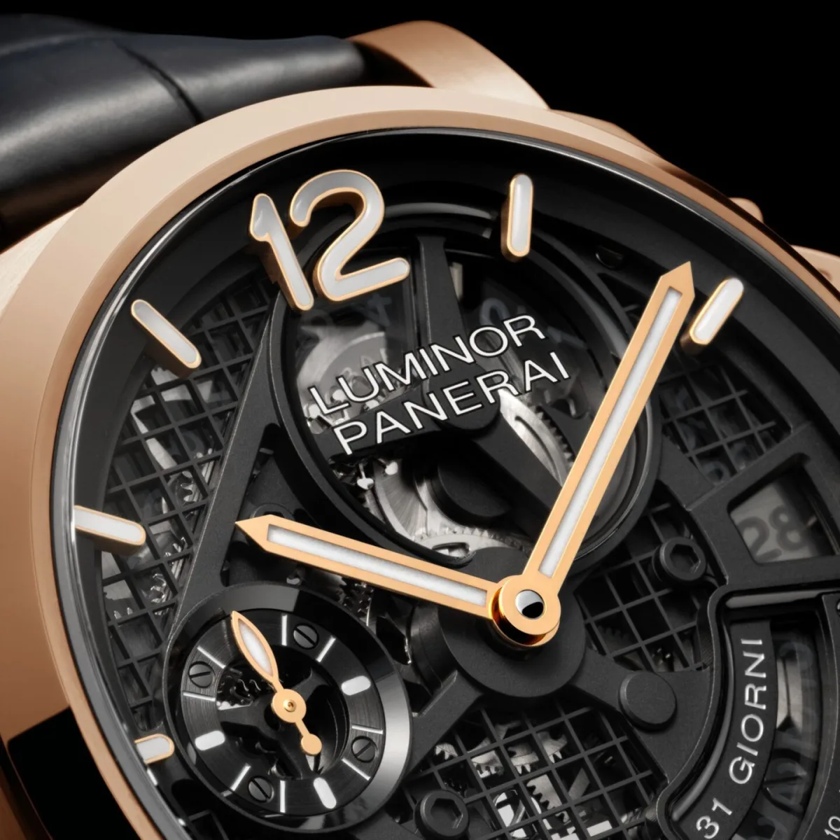 Close-up of Panerai Luminor PAM01631 Goldtech case