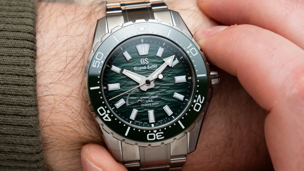 Grand Seiko SLGB025 green dial