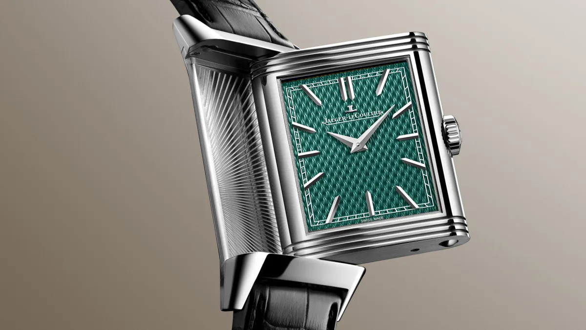 Reverso Tribute Enamel Hokusai details