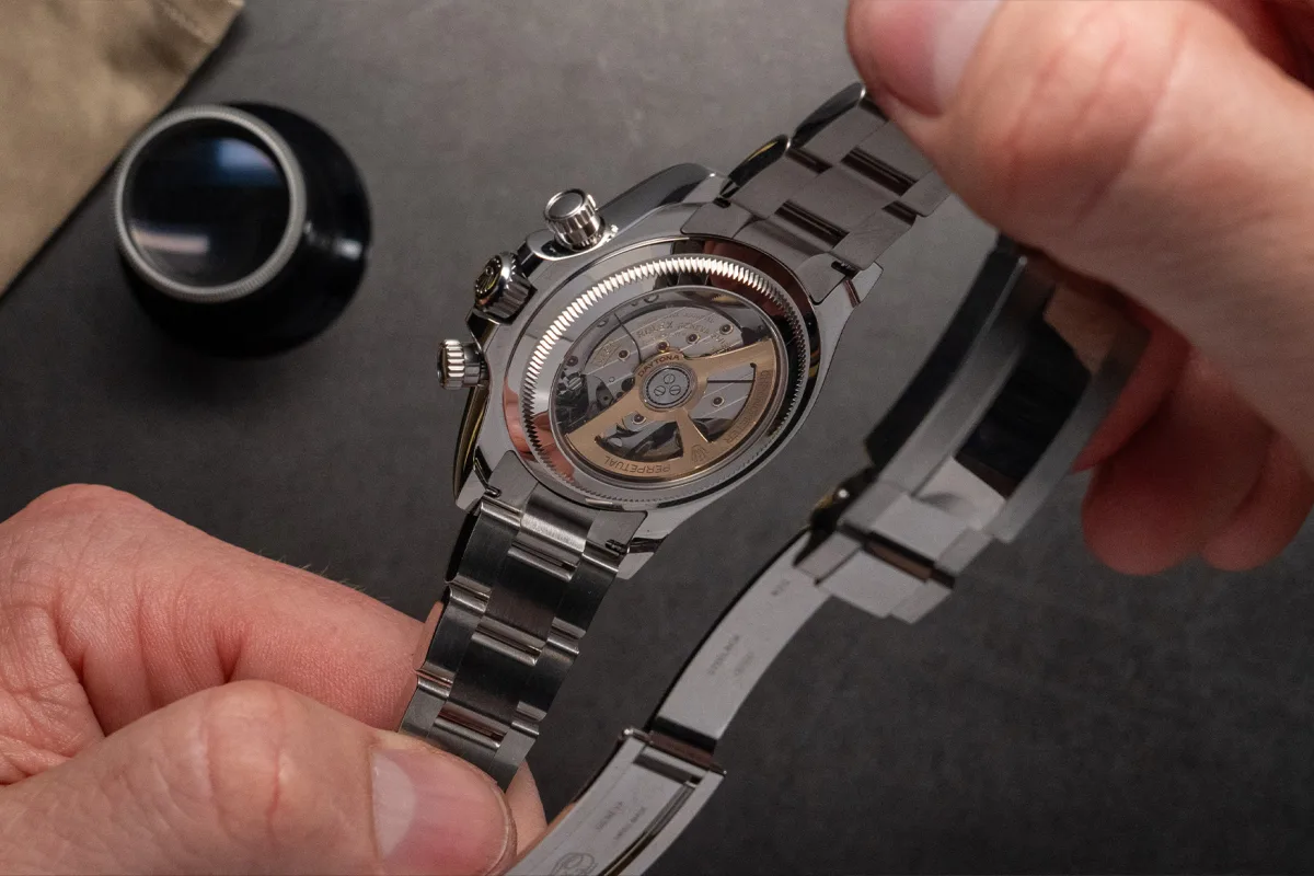 Transparent case back showing Calibre 4131