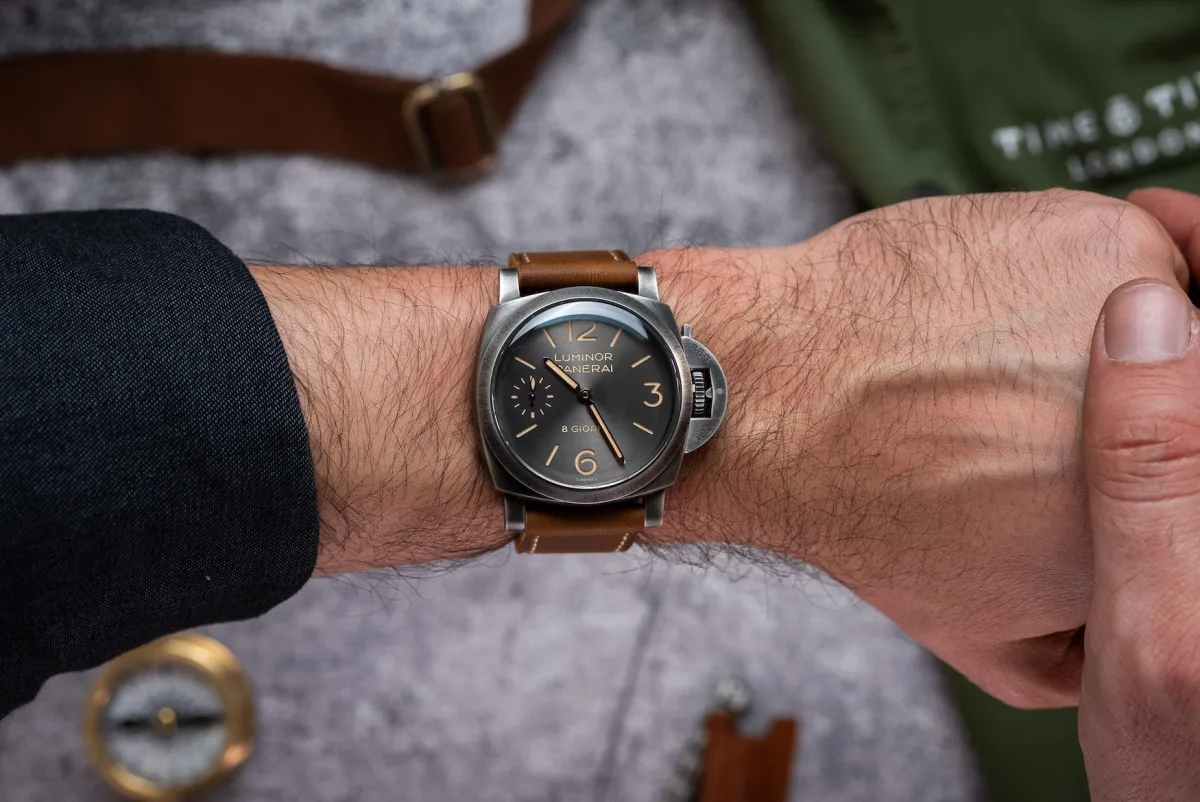 PAM01733 movement with 8-day power reserve