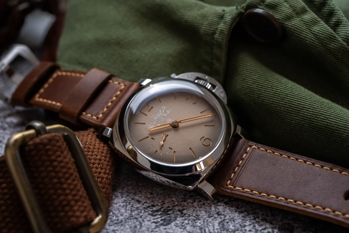 Panerai Luminor 47 mm Steel PAM01735 with large case