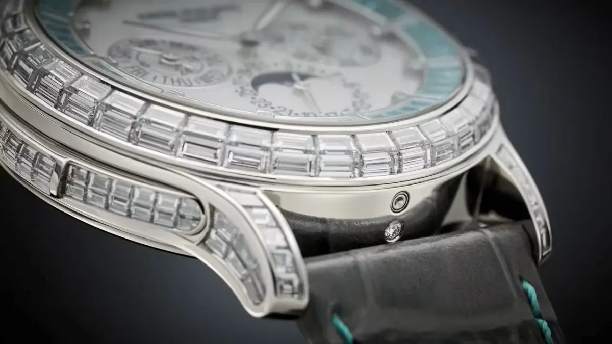 Detail of diamonds on Patek Philippe Ref. 5374/400P-001