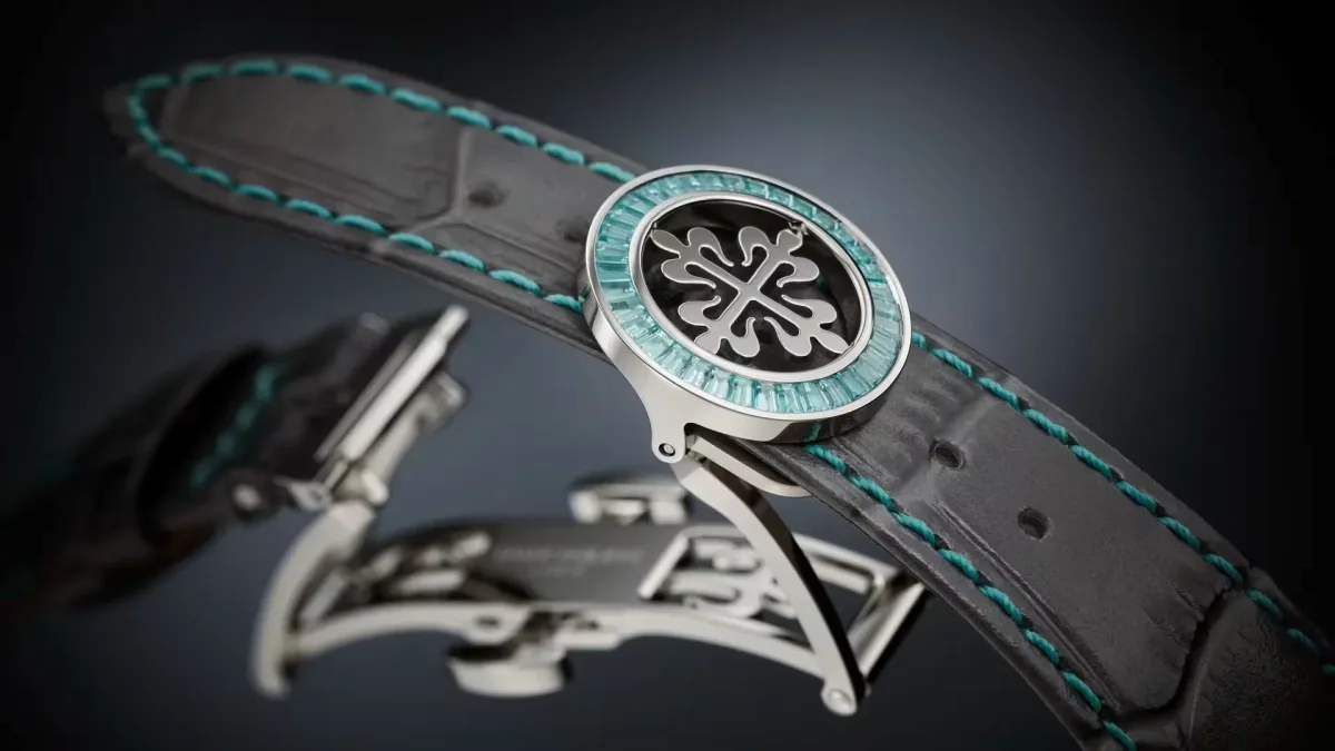 Patek Philippe Ref. 5374/400P-001 strap and clasp