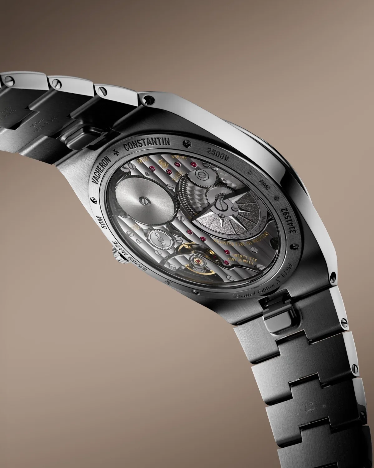 Vacheron Constantin Overseas Self-Winding Ultra-Thin caliber 2550