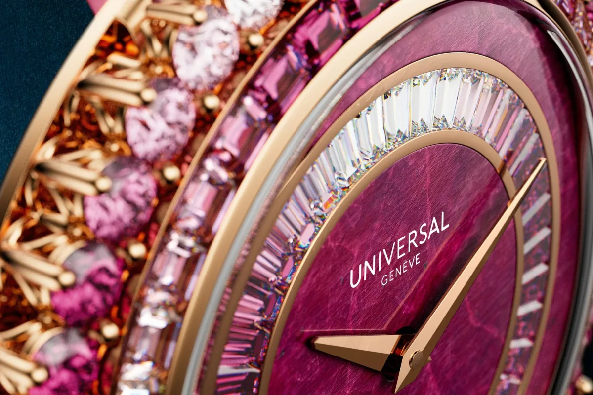 Disco Maxi's pink sapphire bezel and alligator strap