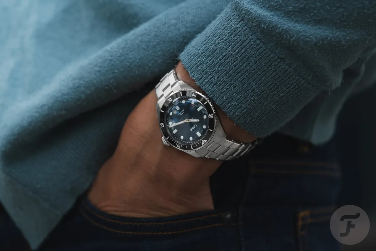 Oris Divers Date dial with updated indexes and font