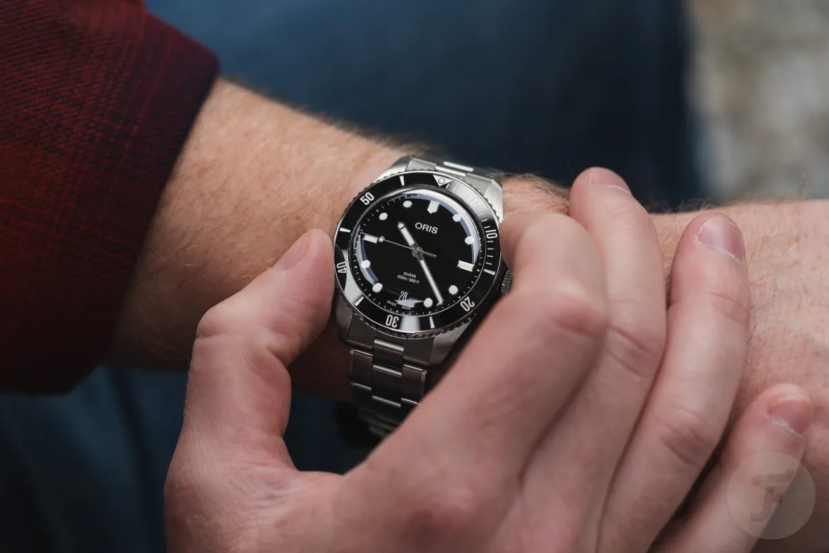 Oris Divers Date showing water resistance on dial