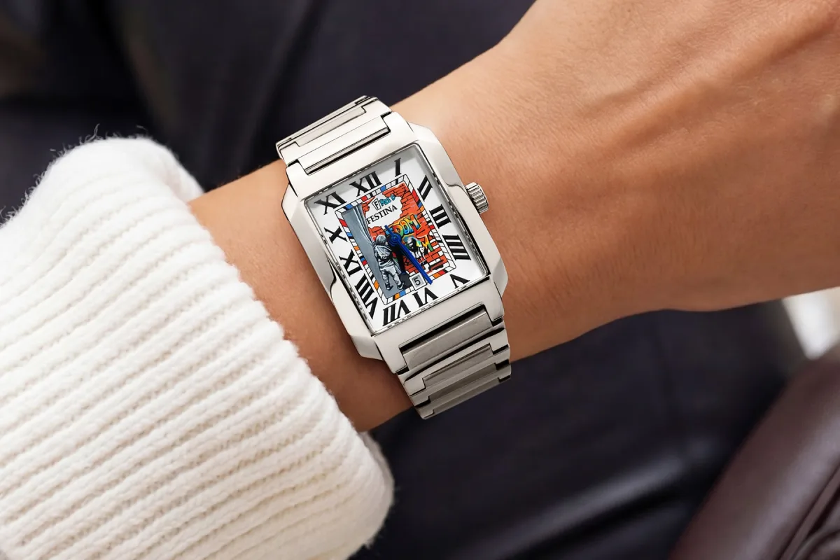 Close-up of Festina Freedom hand-painted dial