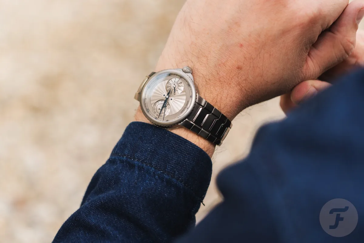 Chronoswiss Pulse GMT with disappearing clasp