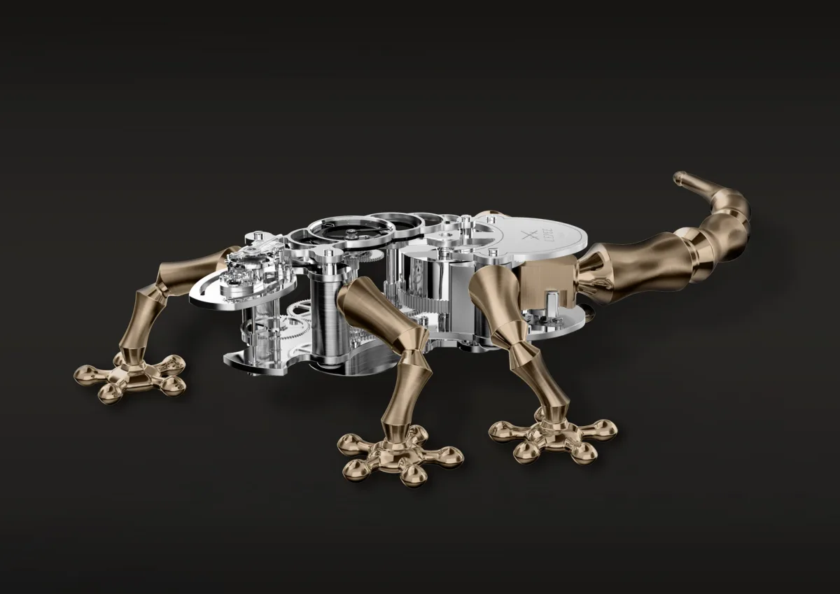 Back view showing gecko texture on L’Epée 1839 Gekko