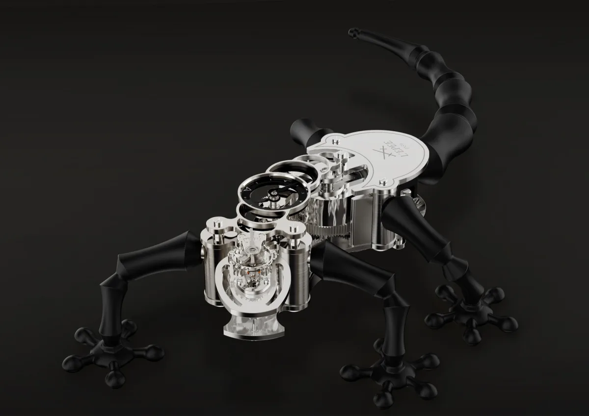 Side view of L’Epée 1839 Gekko clock