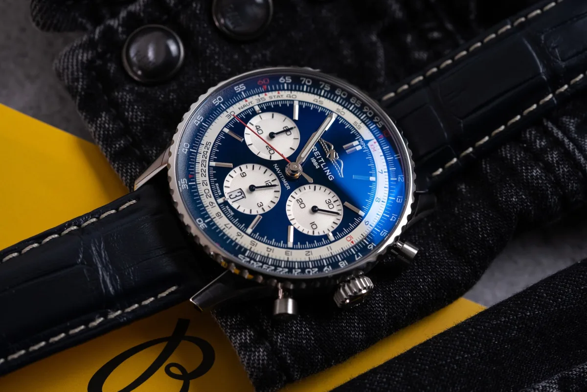 Breitling Navitimer B01 Chronograph 43 Tribute to Concorde detail focus