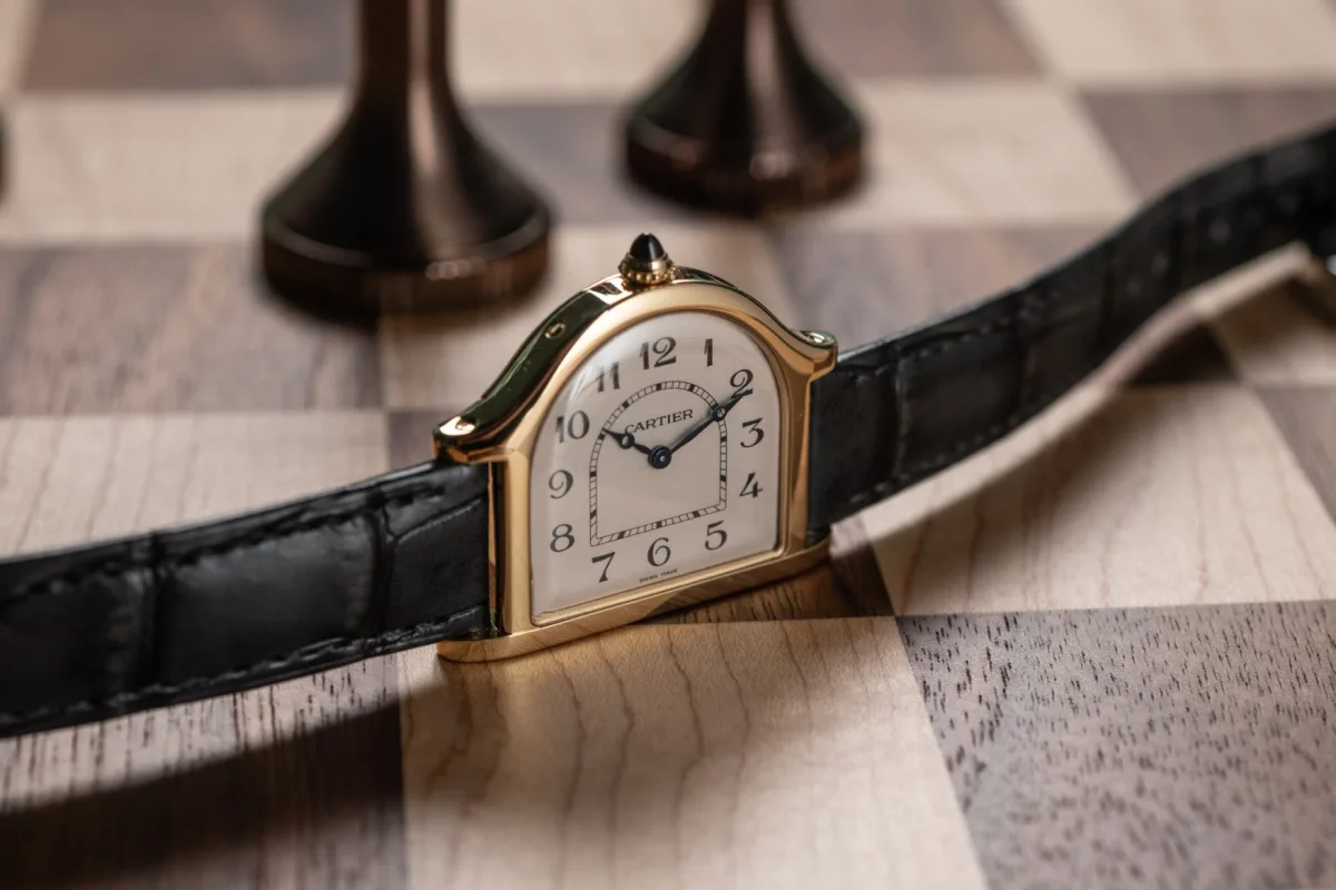 Cartier Privé La Collection Cloche de Cartier watch