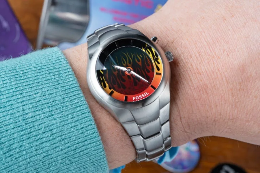 Fossil packaging with psychedelic pyramid and time capsule