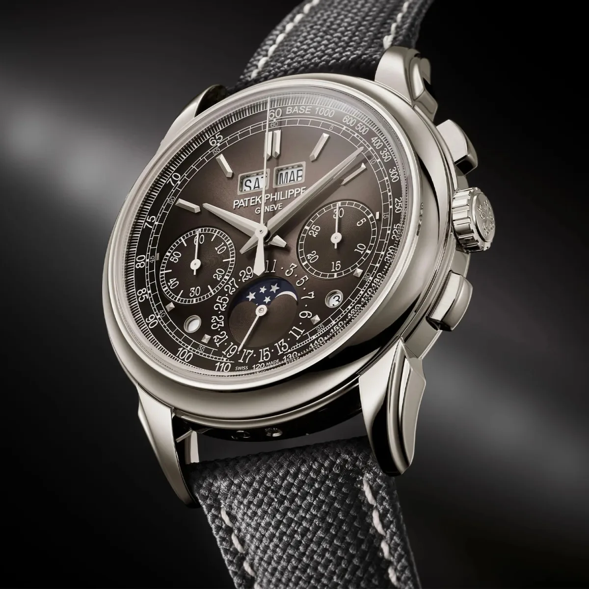Patek Philippe 5270P Chronograph Perpetual in platinum