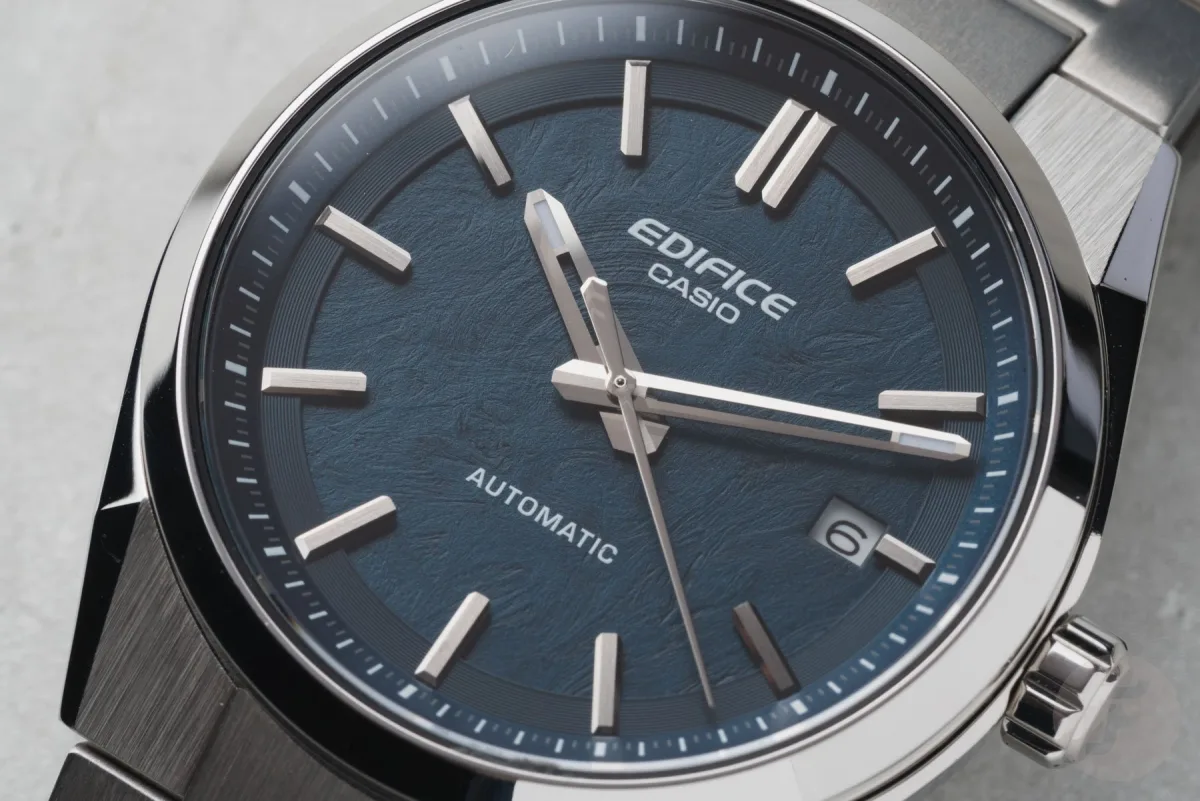 White dial of Casio Edifice EFK-110