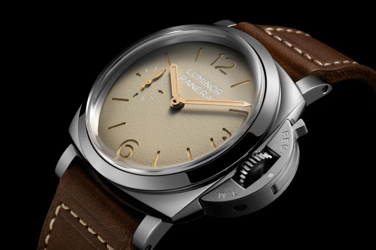 Panerai Luminor PAM01735 with ivory dial