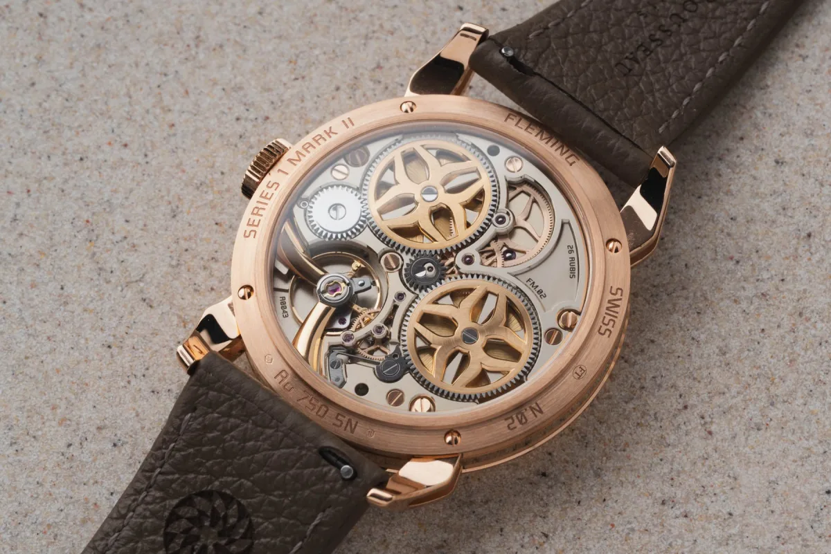 Sculptural case design of Fleming Series 1 Mark II