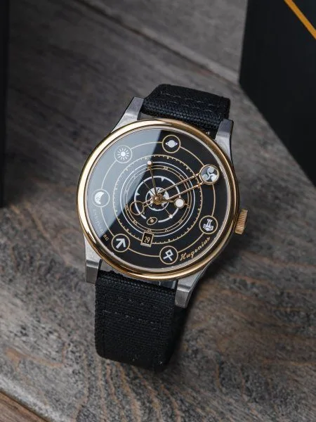 Kneijnsberg Hugenius watch at a boutique hotel event