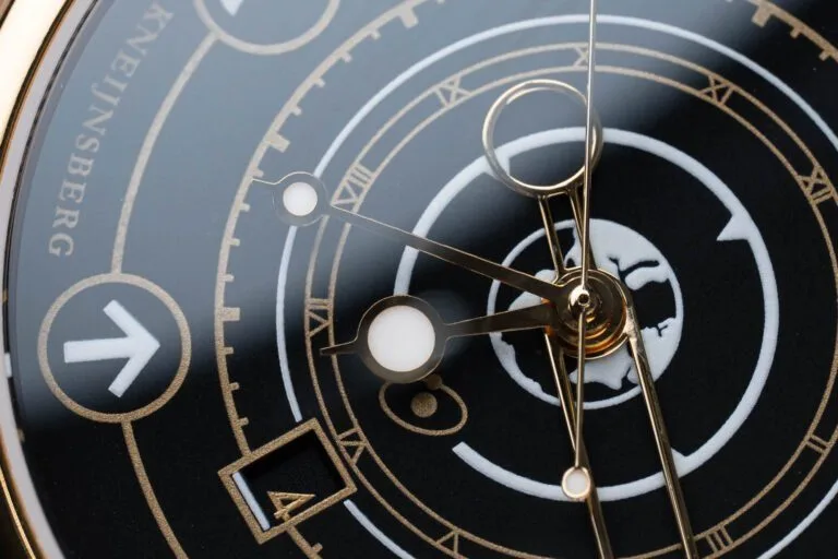 Stratospheric circle on the Hugenius dial