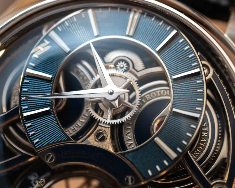 Cylindrical balance spring of the Gyrotourbillon