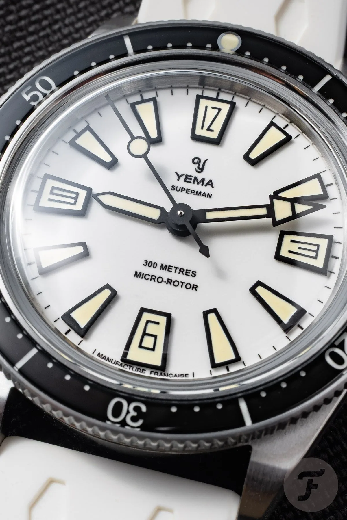 Yema Skin Diver Slim Full Lume in the dark