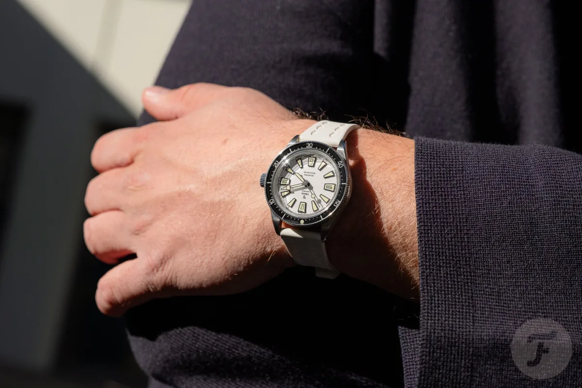 Yema Skin Diver Slim Full Lume glowing effect