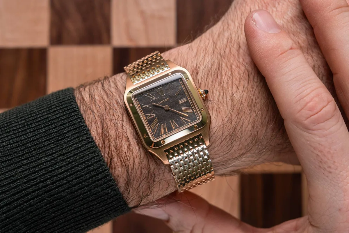 Cartier caliber 430 MC movement in the Santos-Dumont model