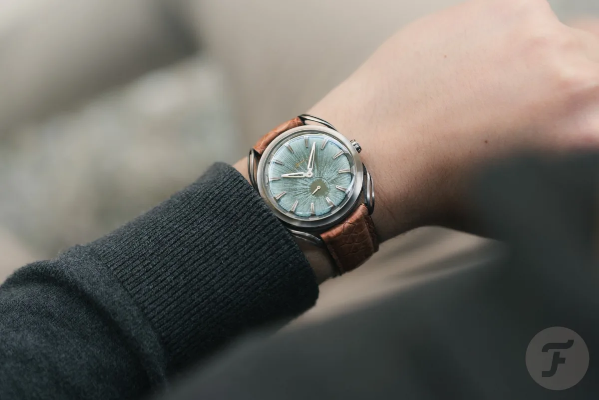 Holthinrichs Lab Series watches worn on wrist