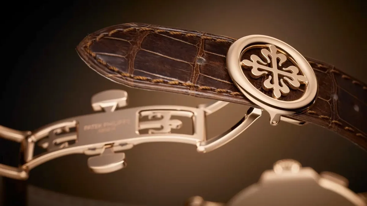 Alligator leather strap with clasp on Patek Philippe 5249R-001
