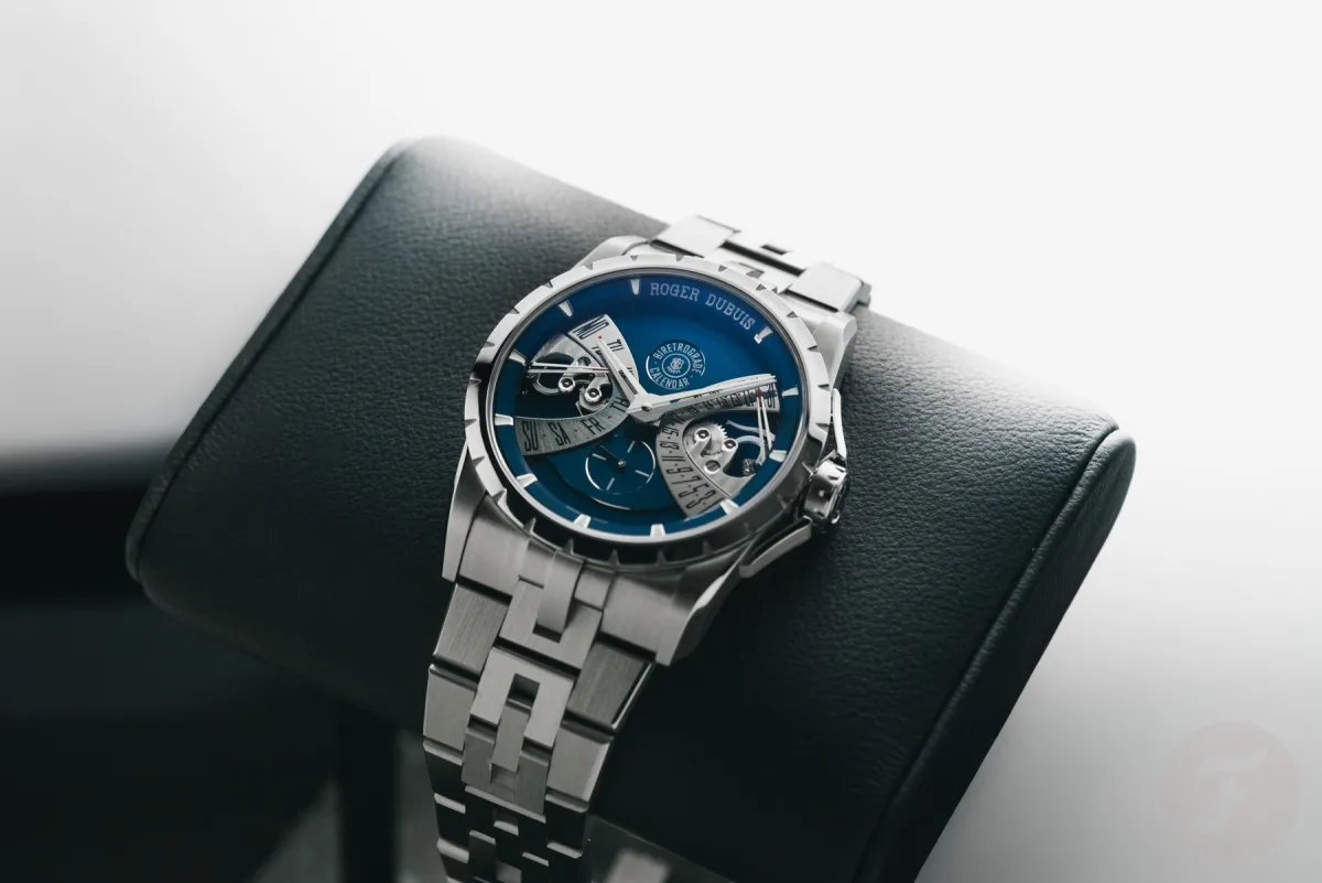 Roger Dubuis Excalibur Biretrograde Calendar in Steel