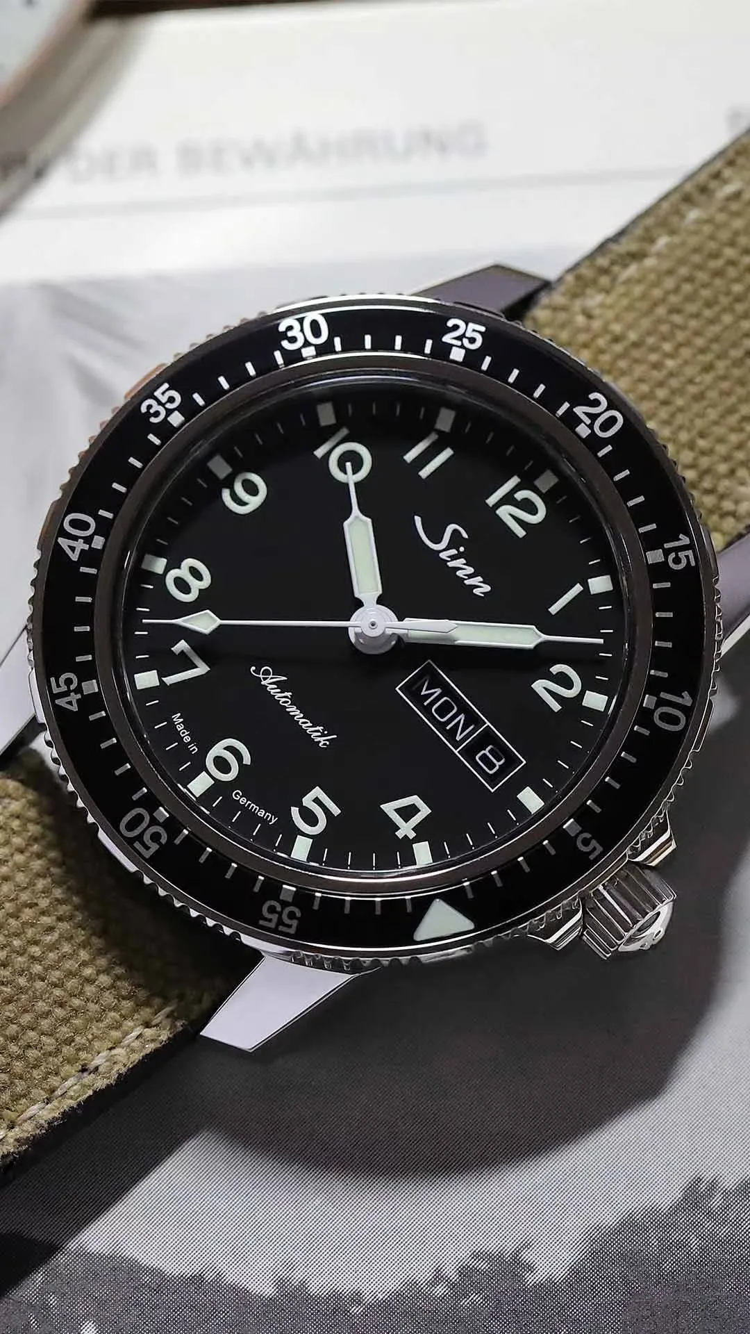 Sinn 104 movement view