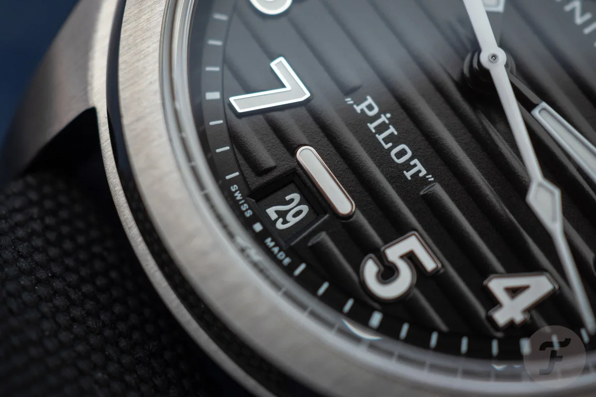 Zenith Pilot Automatic steel case