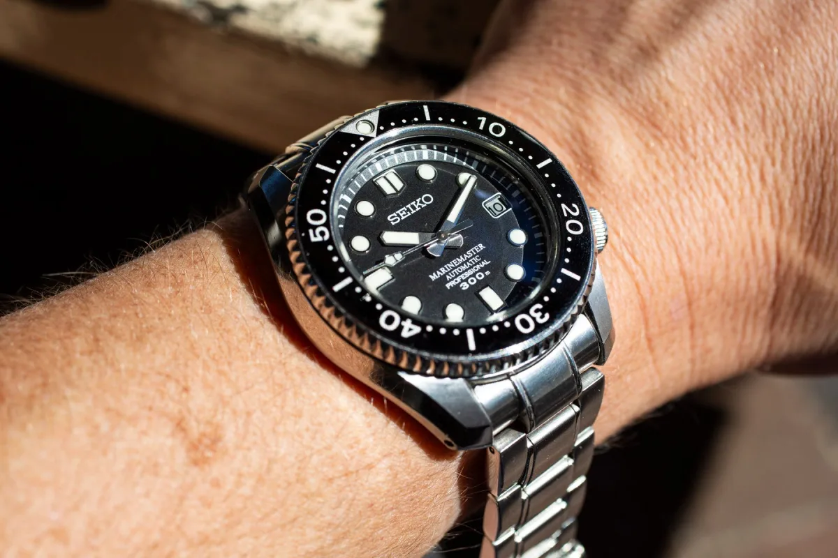 Comparison of Seiko Marinemaster SBDX001 with similar models