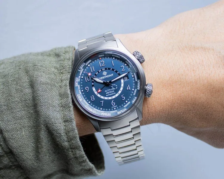 Bremont Trip-Tick case construction