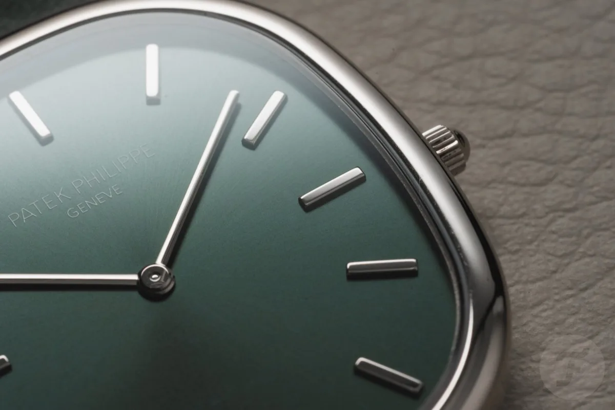 Golden Ellipse models with various straps and dials