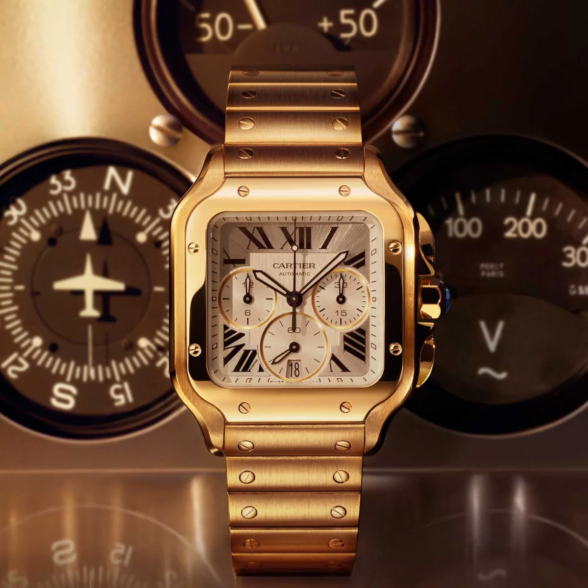 Cartier Santos de Cartier button layout detail
