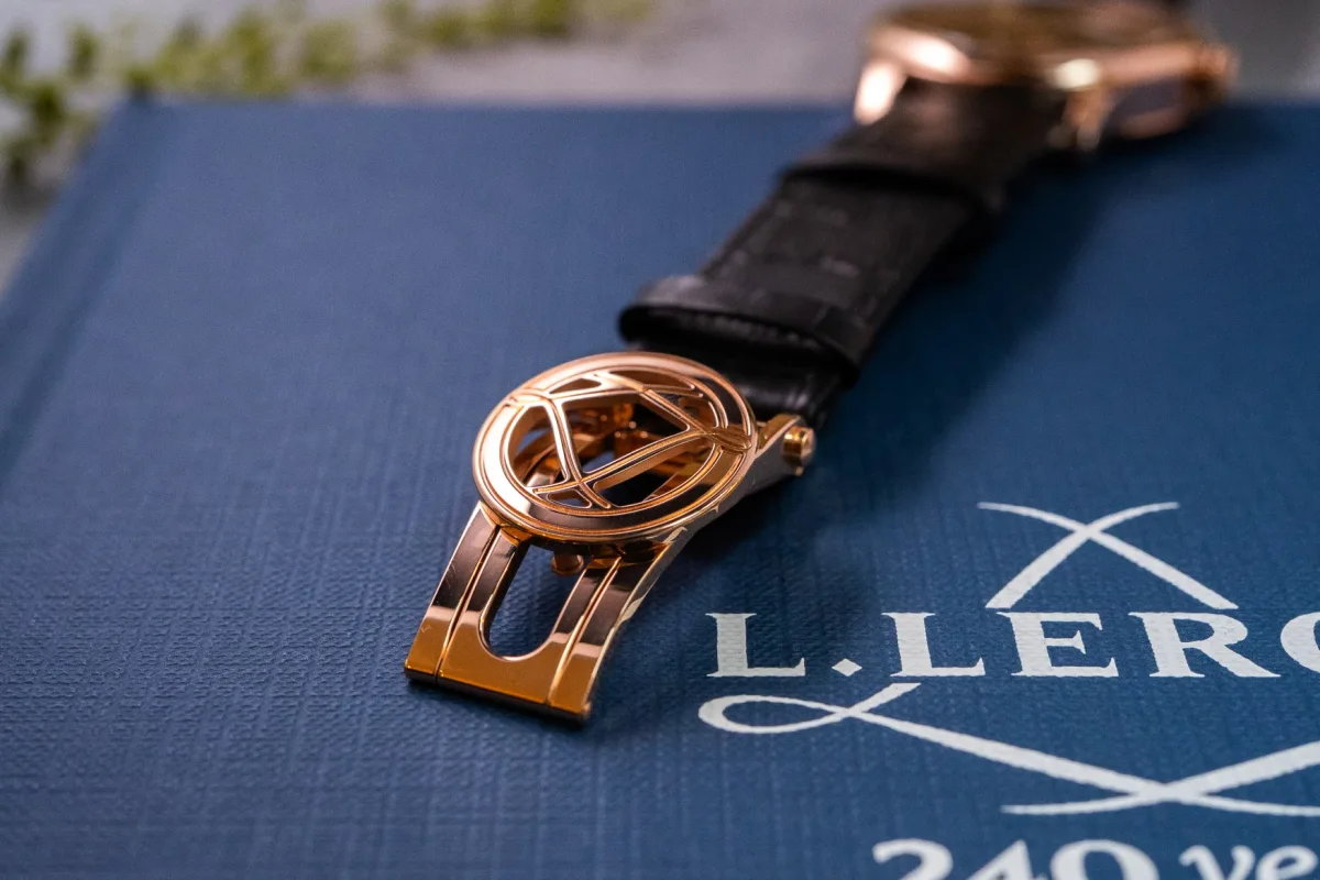 L. Leroy Osmior Elyor alligator leather strap