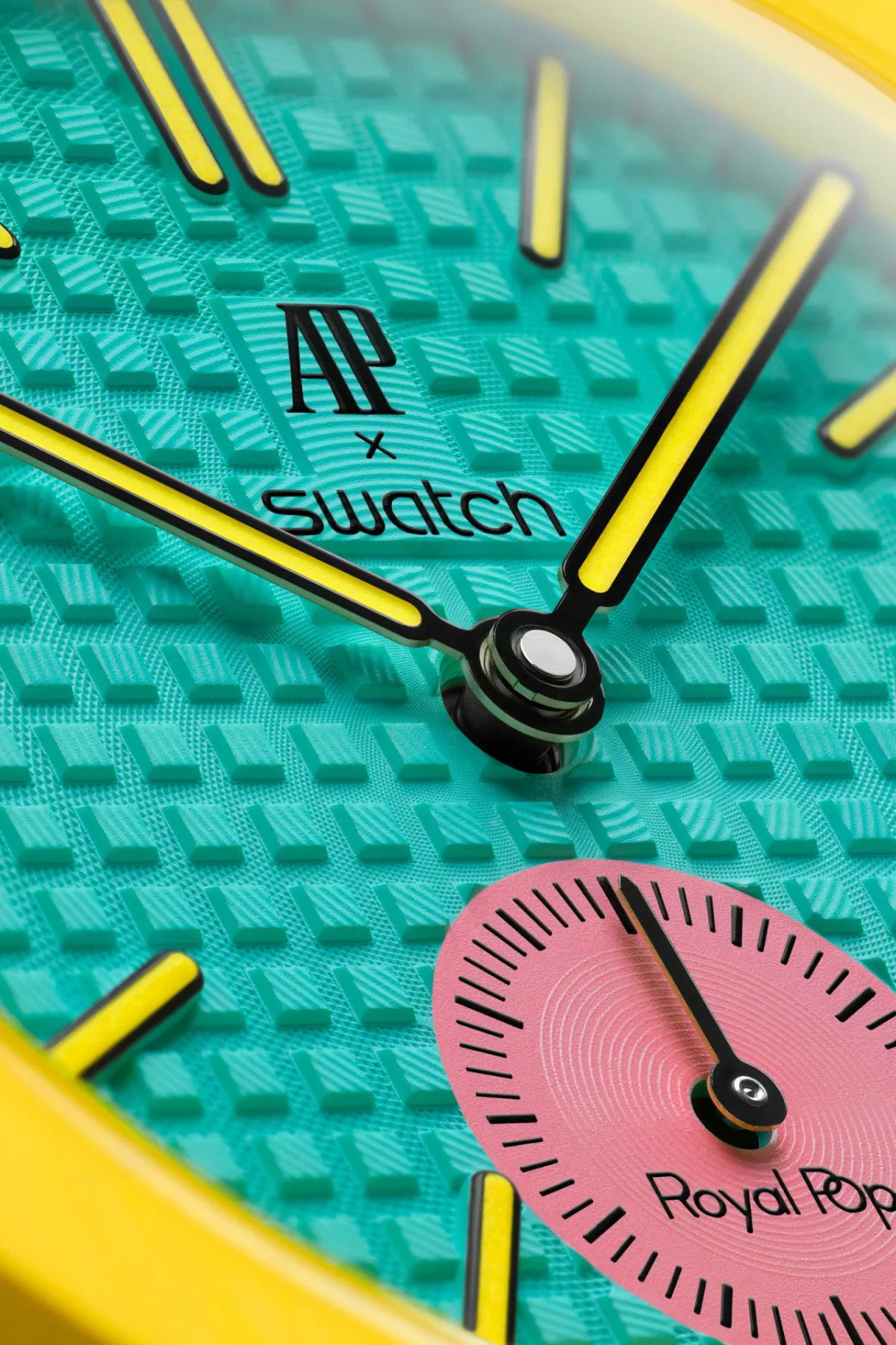 Royal Pop watch movement and design