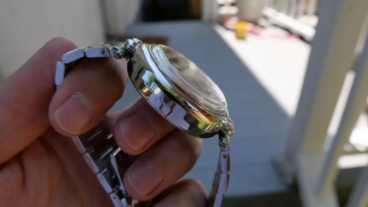 Close-up of the Enygmah's T-shaped bracelet connection.