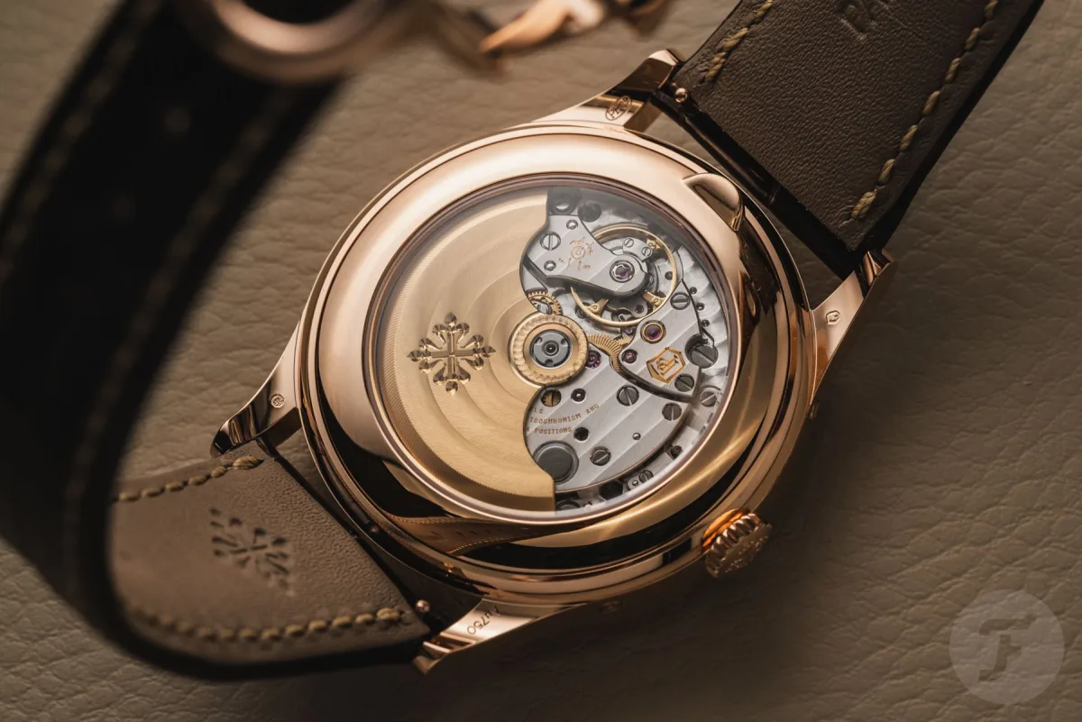 Sapphire crystal view of Ref. 5396R-016