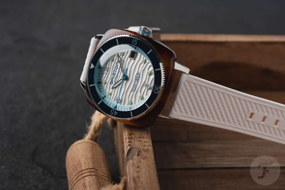 Briston Clubmaster Legend Diver Ocean watch case and bezel