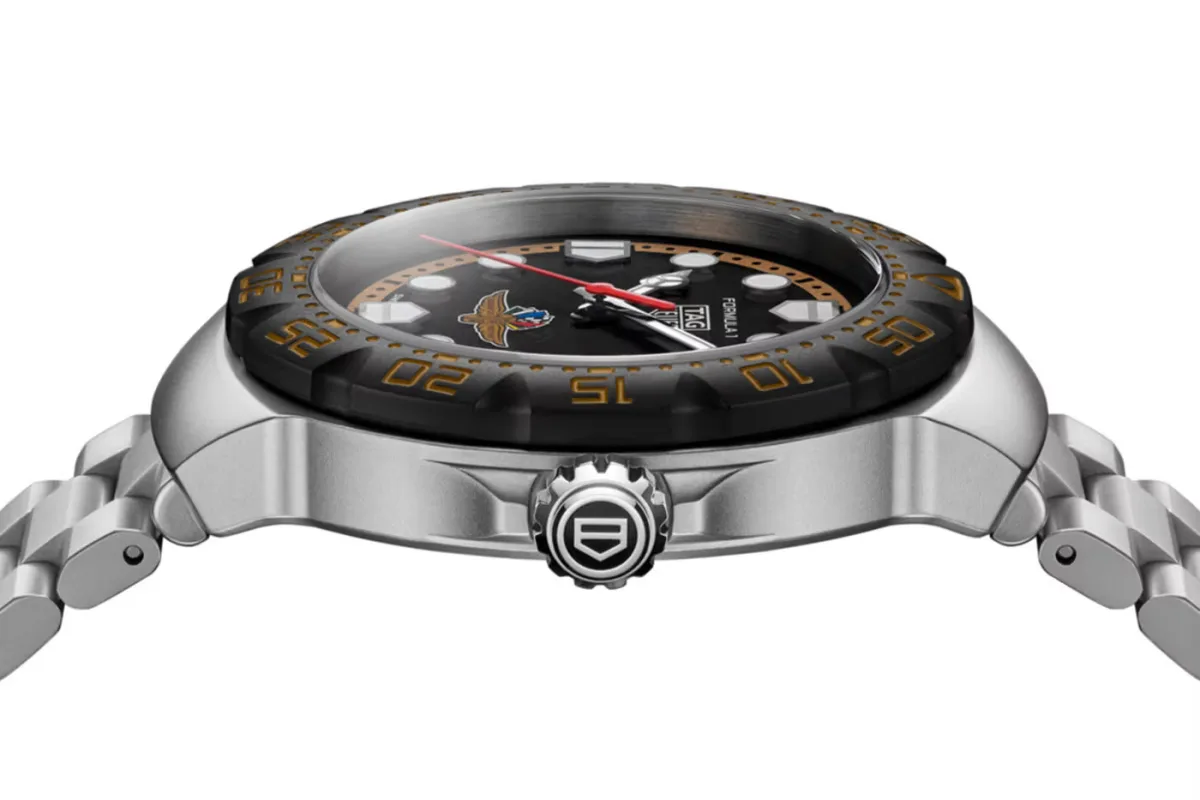 Side view of TAG Heuer Formula 1 Indy 500 watch