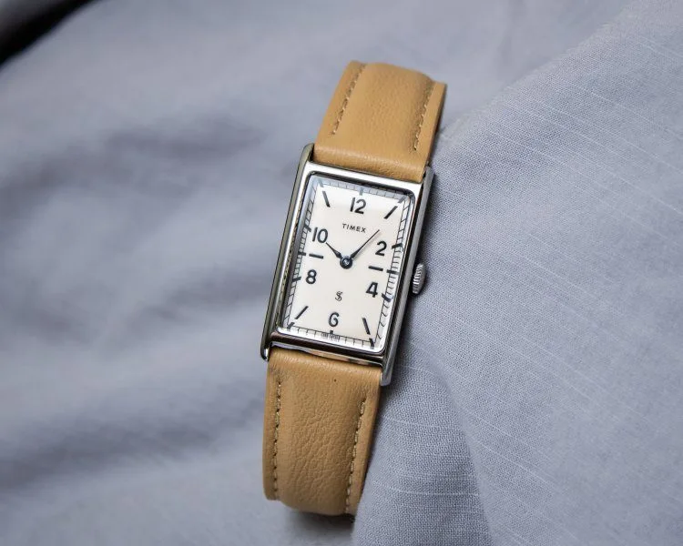 Stainless steel case of Timex x Todd Snyder 1976 Lexington
