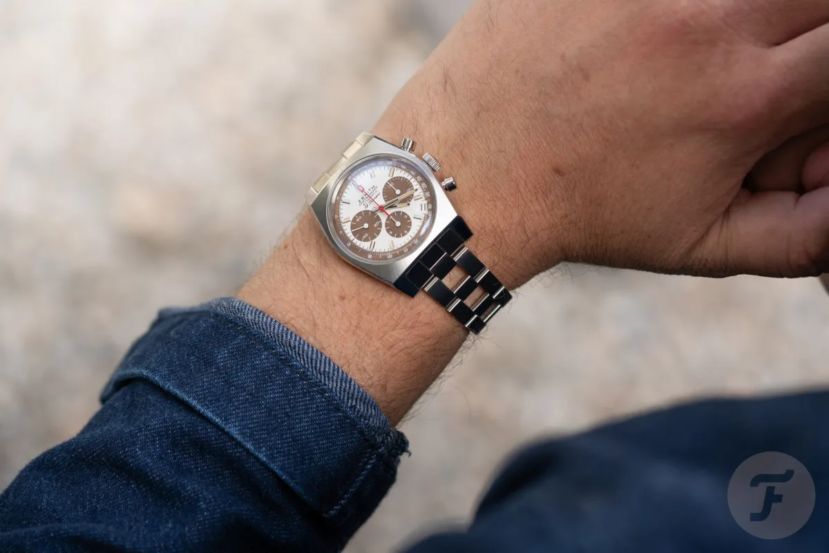 Comparison of vintage and new Zenith Chronomaster Revival A384