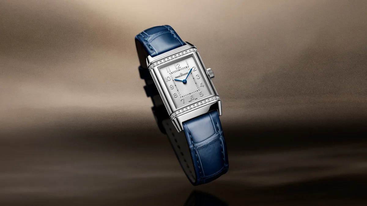 Reverso watch case with diamond setting