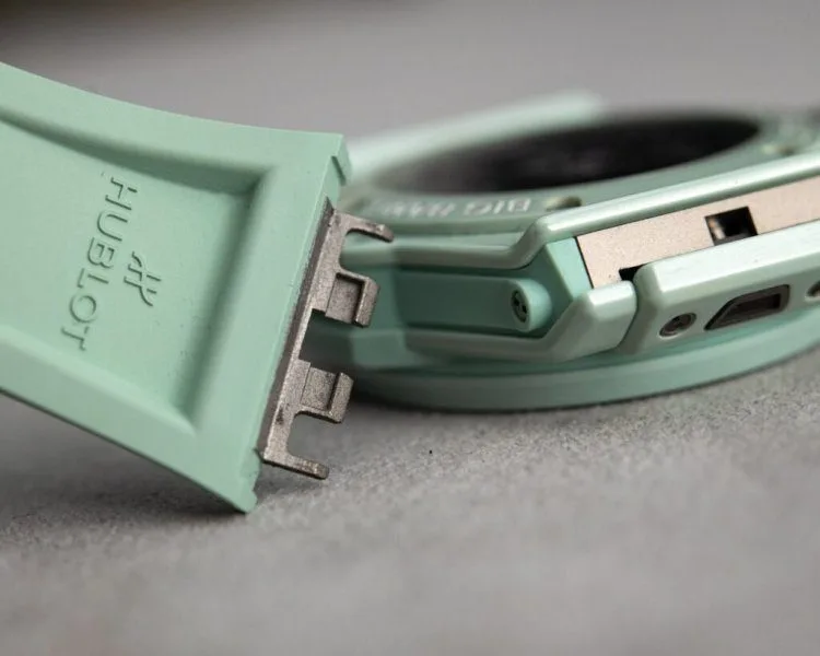 Hublot Big Bang UNICO Mint Green Ceramic Chronograph clasp