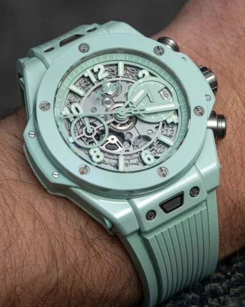 Hublot Big Bang UNICO Mint Green Ceramic Chronograph integrated strap