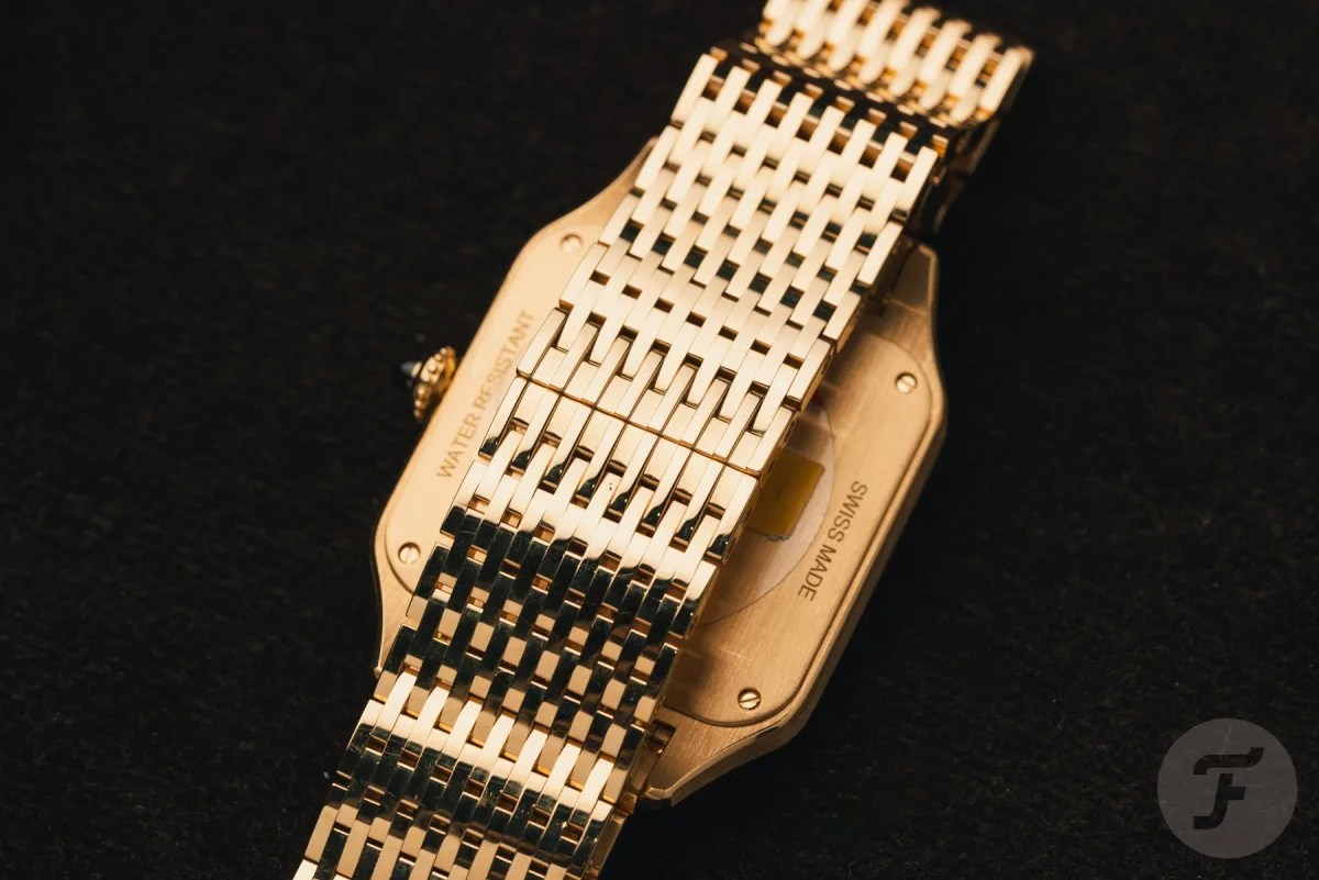 Cartier Santos-Dumont case and crown detail